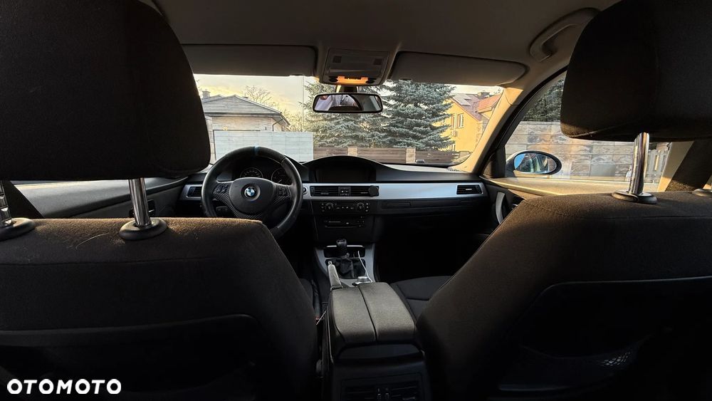 BMW Seria 3 330d - 14