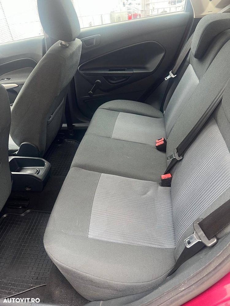 Ford Fiesta - 5