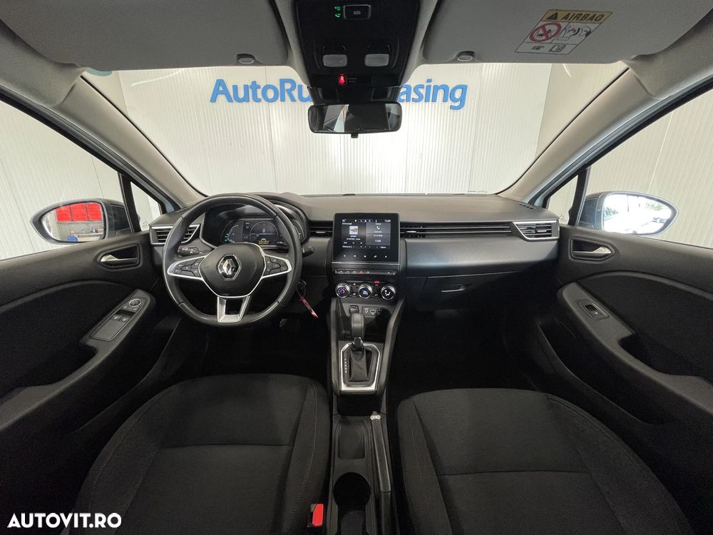 Renault Clio V E-Tech 145 Evolution - 8