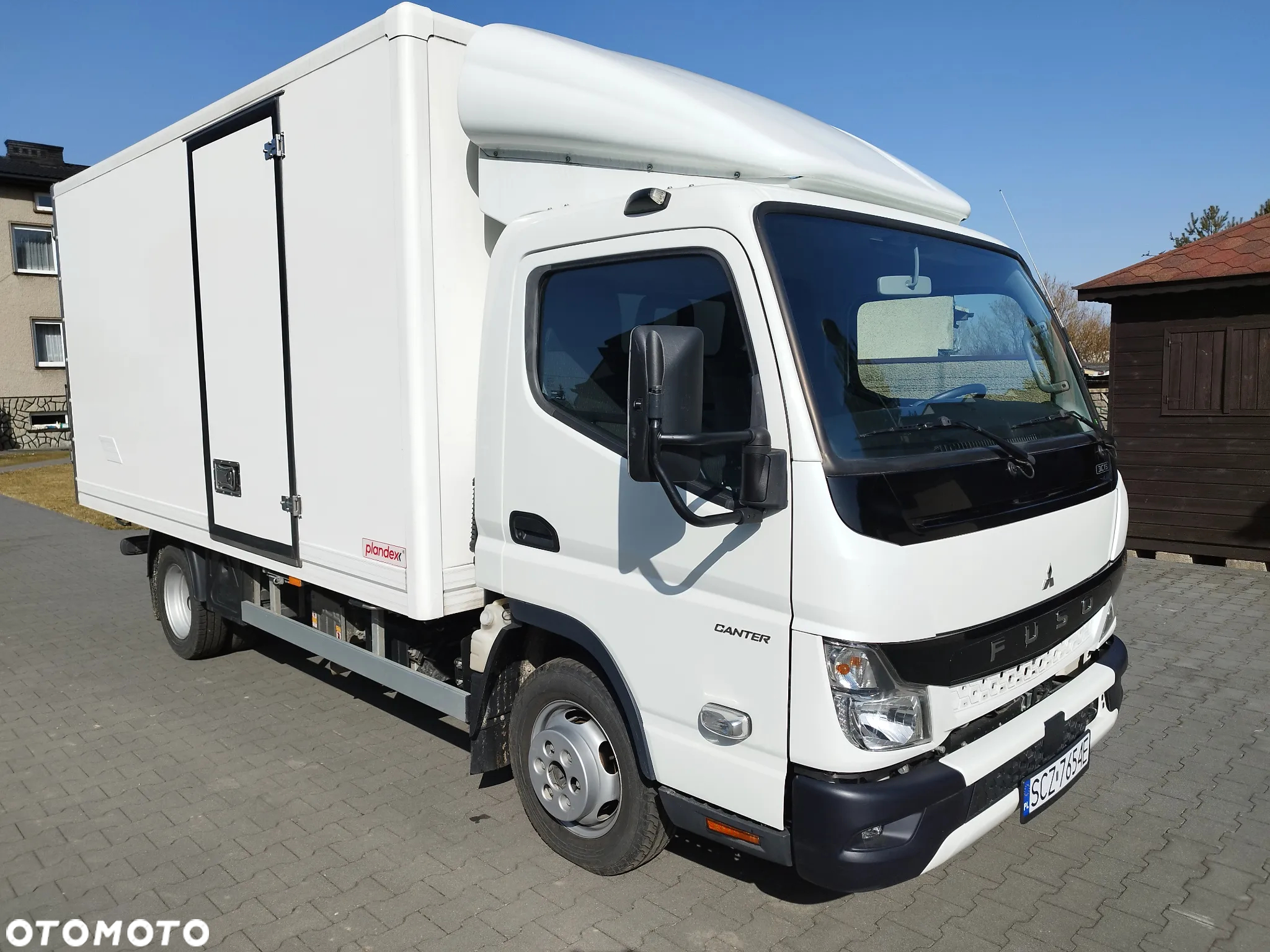 Mitsubishi Fuso Canter - 8