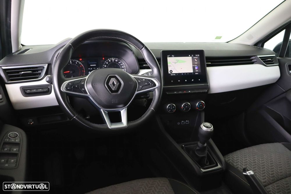 Renault Clio - 19