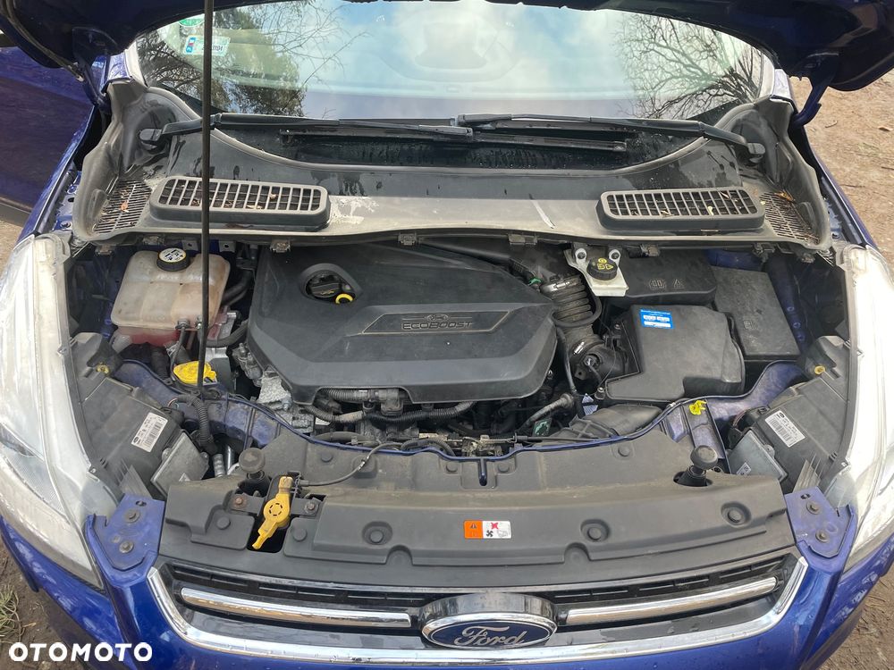 Ford Kuga 1.6 EcoBoost 4x4 Titanium - 15