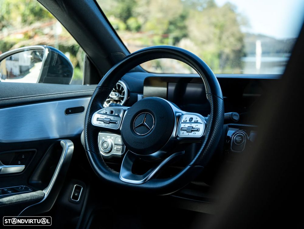 Mercedes-Benz CLA 250 - 12