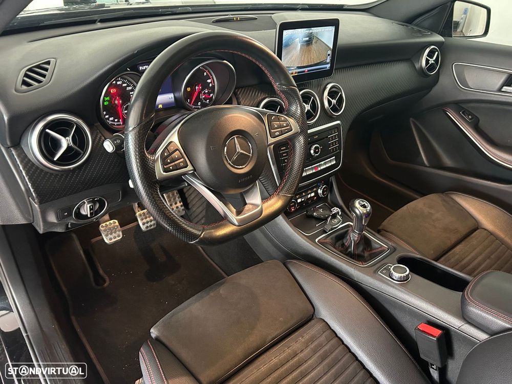 Mercedes-Benz A 200 d AMG Line - 15