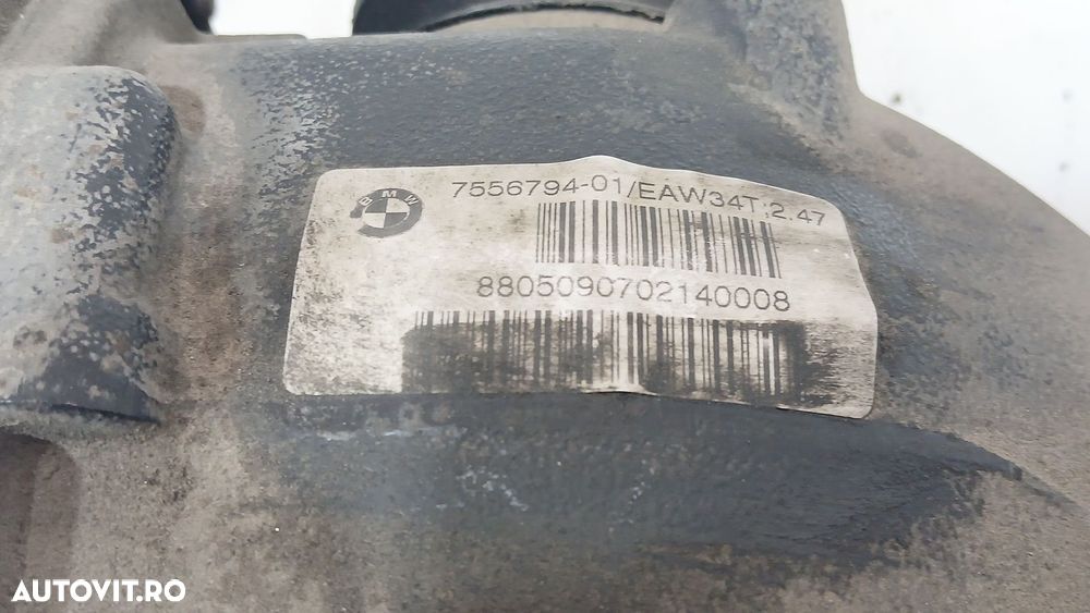 Vând grup diferențial spate original BMW, cod intern 7542092, raport de transmisie 2.47. Piesa este potrivită pentru modelele diesel 118d cu motorul N47/N47N (serie 1 — E81 / E82 / E87 / E88) și este echivalentă cu - 6