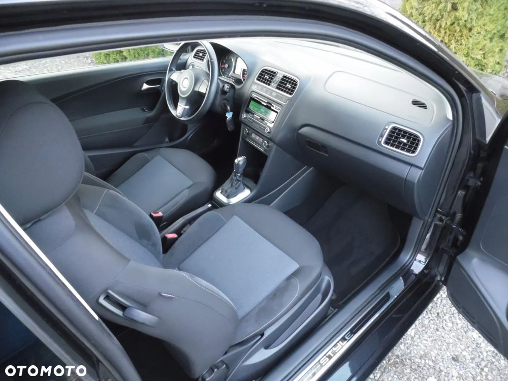 Volkswagen Polo 1.4 16V Highline DSG - 4