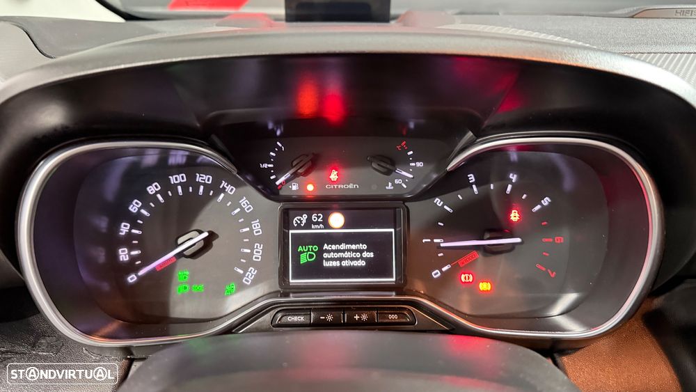 Citroën C3 Aircross PureTech 130 Stop & Start OPF Shine - 32