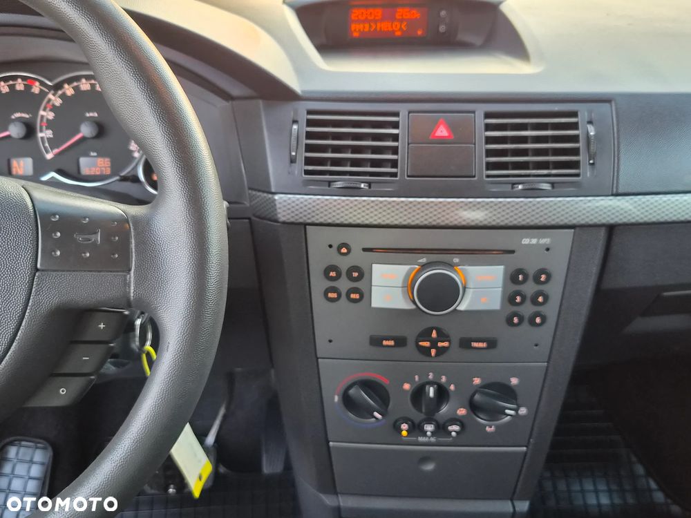 Opel Meriva 1.6 Cosmo MTA - 13