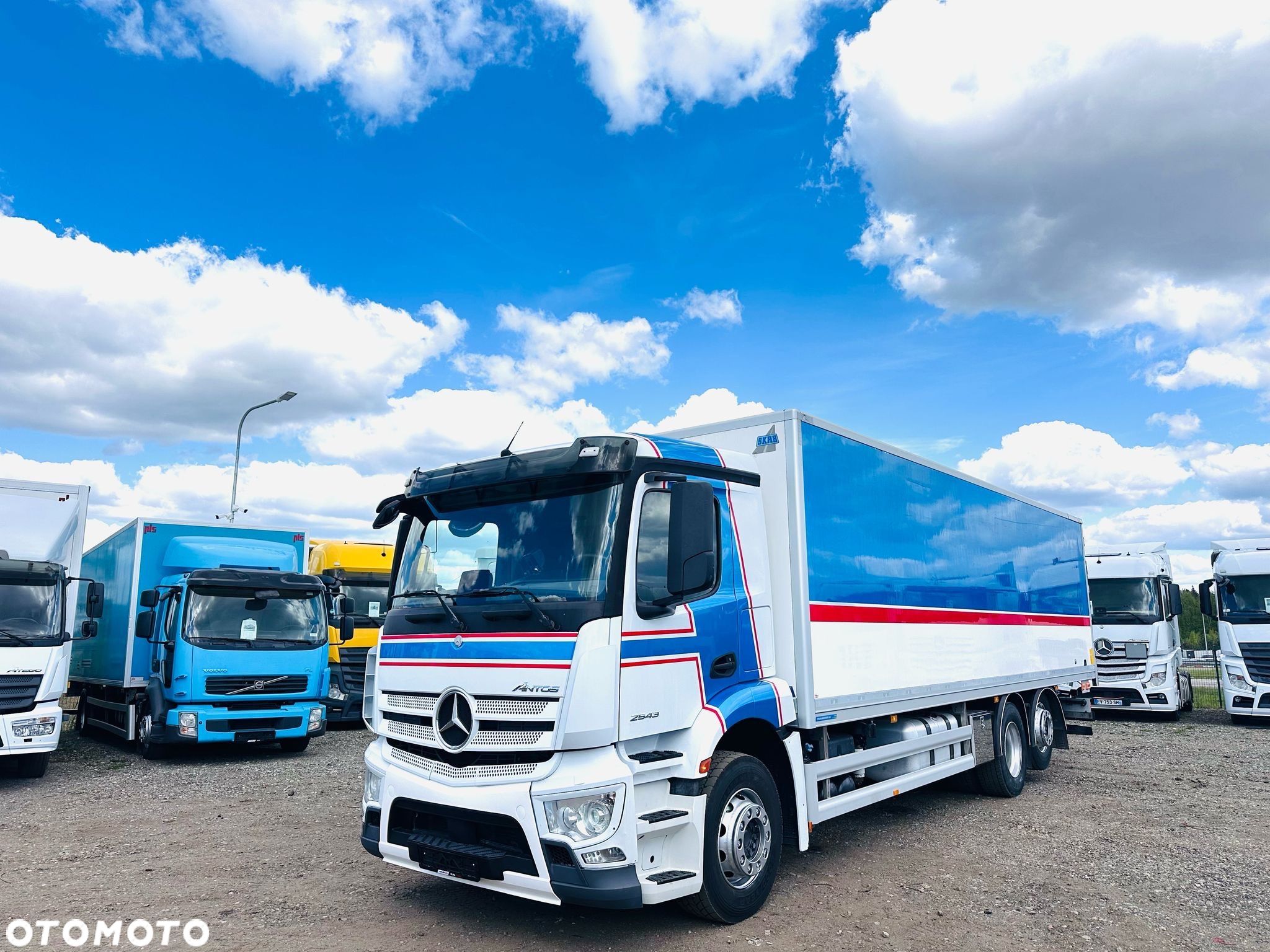 Mercedes-Benz ACTROS 2543/ KABINA SYPIALNA / CHŁODNIA - 1