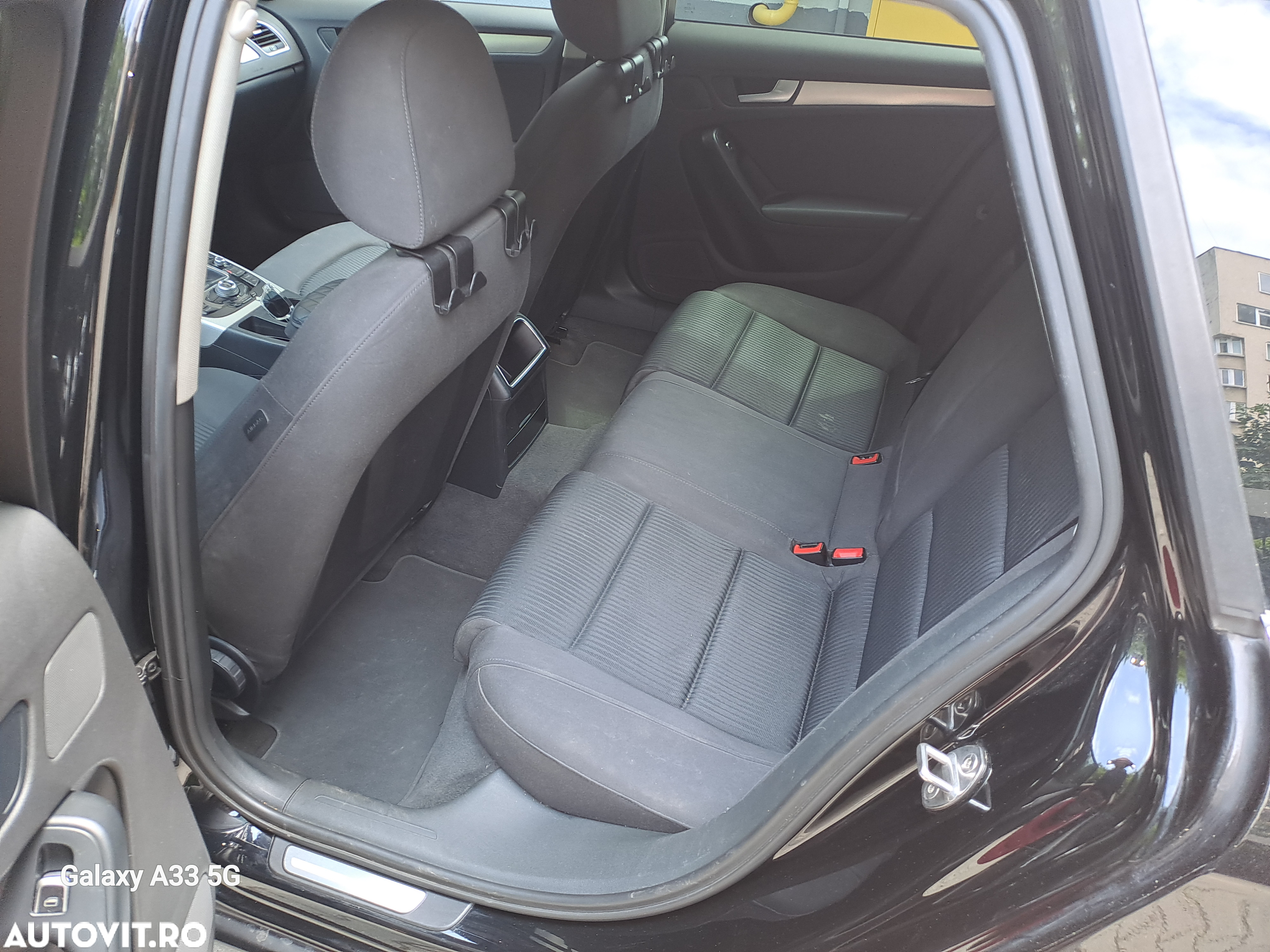 Audi A4 Avant 2.0 TDI - 15