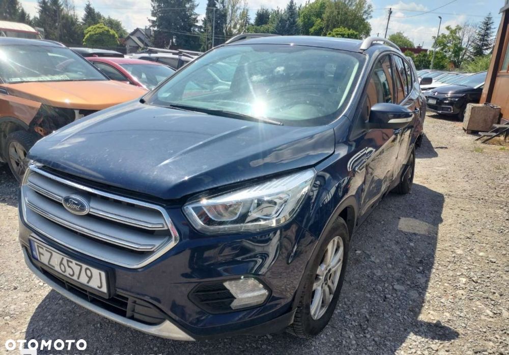Ford Kuga - 3