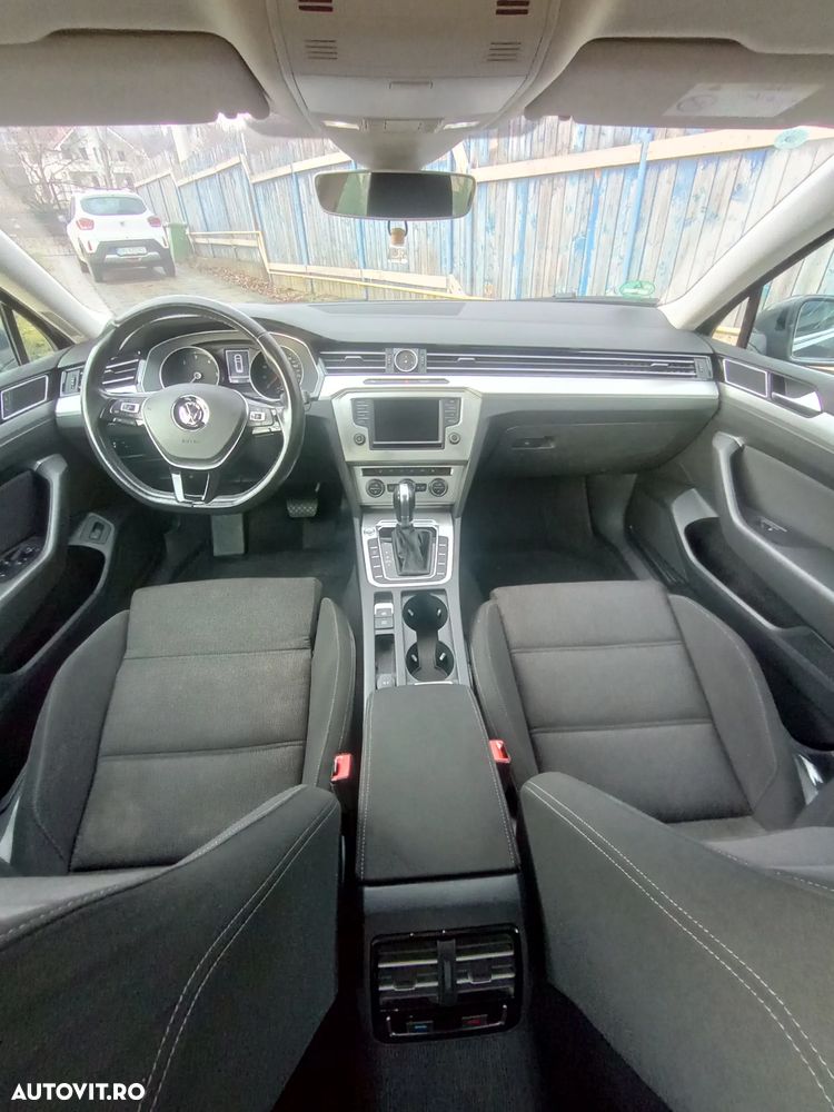 Volkswagen Passat - 6
