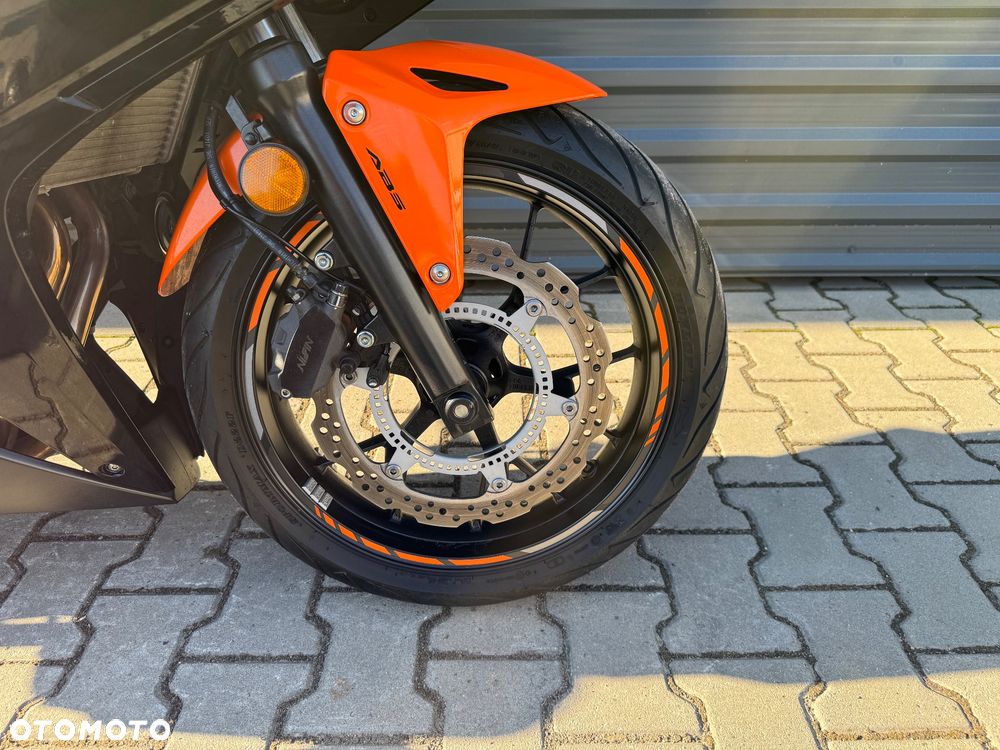 Honda CBR - 18
