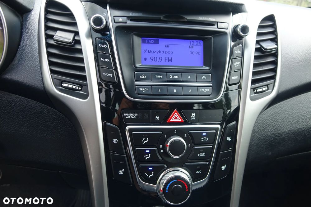 Hyundai i30 - 21