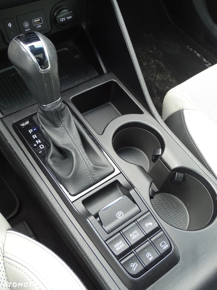 Hyundai Tucson blue 1.6 CRDi 2WD DCT Premium - 18