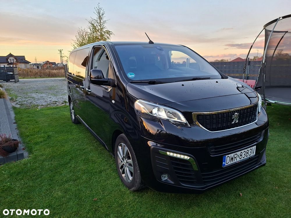 Peugeot Traveller
