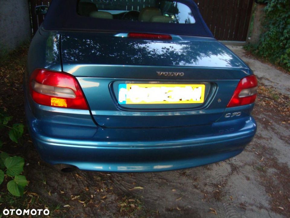 volvo c70 listwa pod lampe tyl - 1