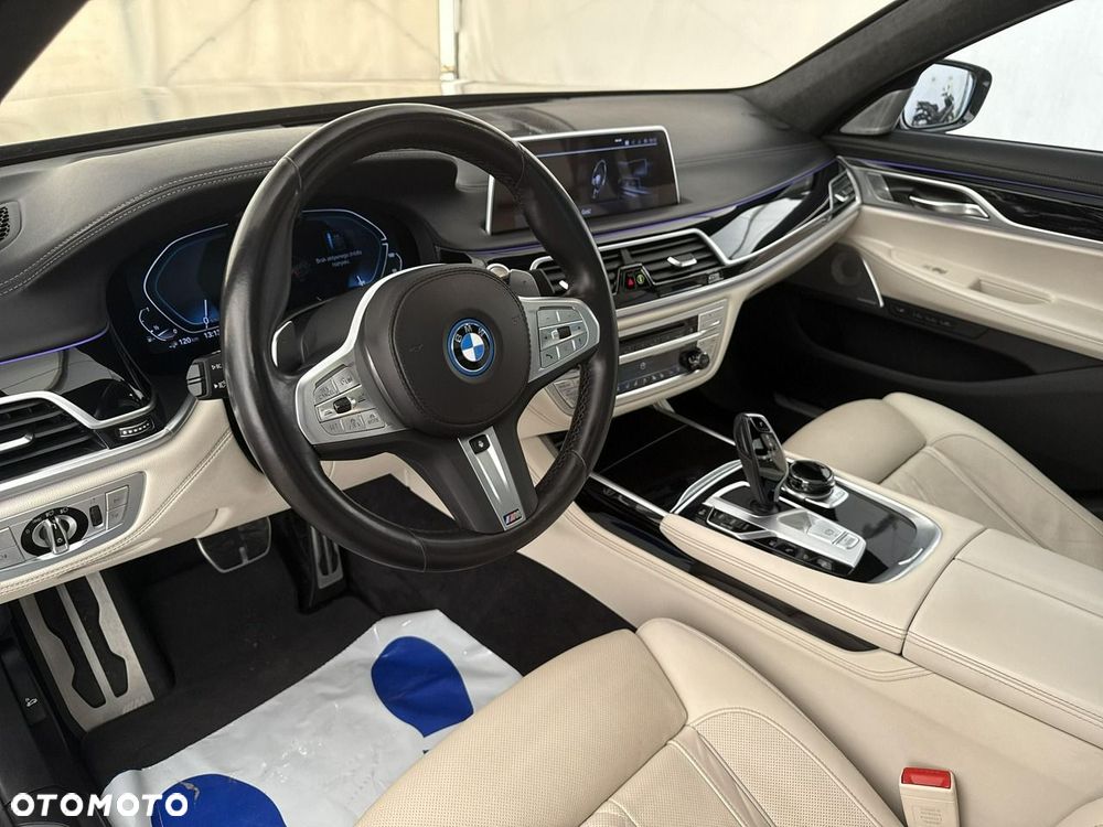 BMW Seria 7 - 14