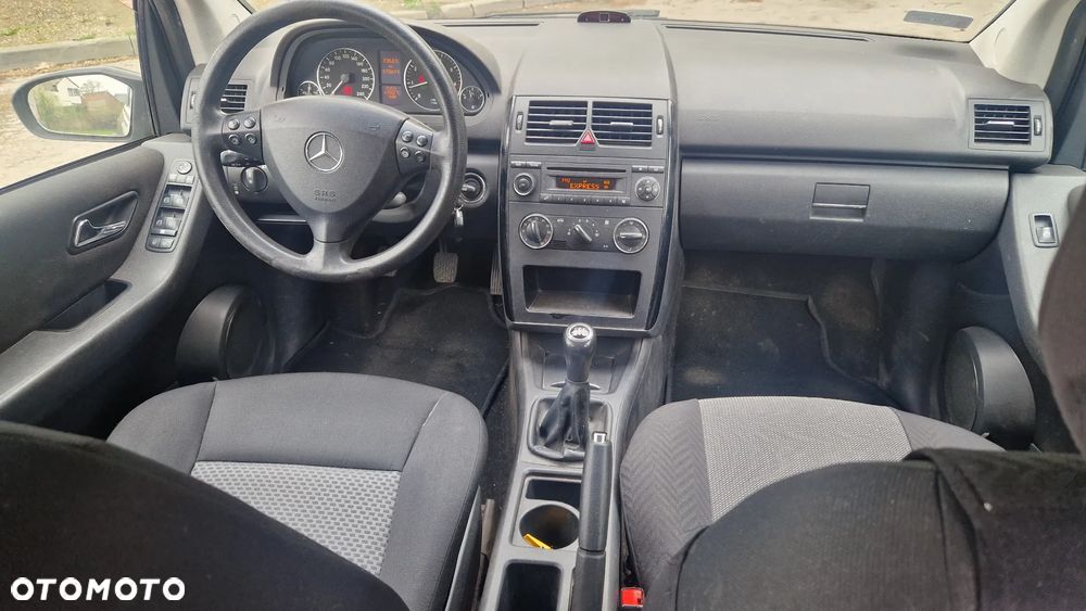 Mercedes-Benz Klasa A 150 BlueEFFICIENCY Elegance - 9