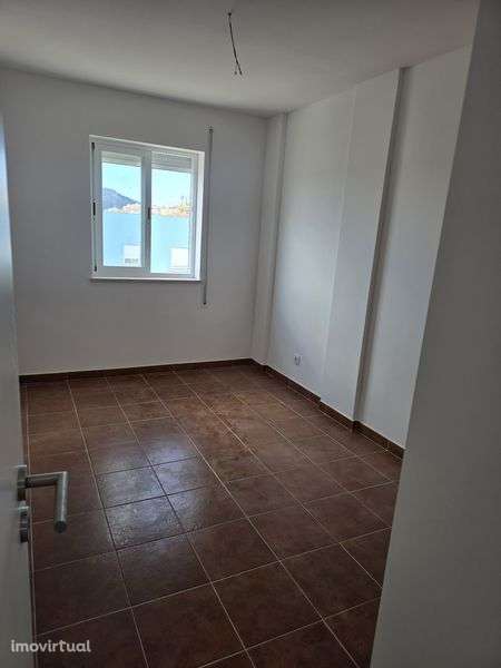 Arrendamento T3 Portalegre/ Portugal - Grande imagem: 4/8