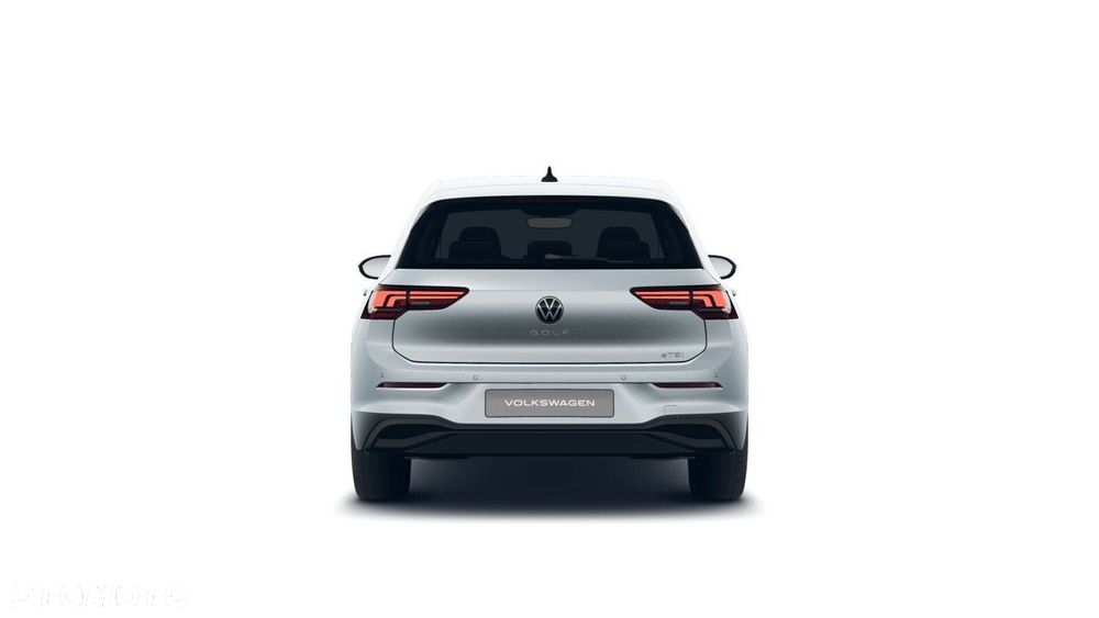 Volkswagen Golf - 8