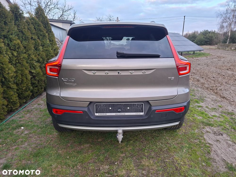 Volvo XC 40 T3 Geartronic Momentum Core - 4