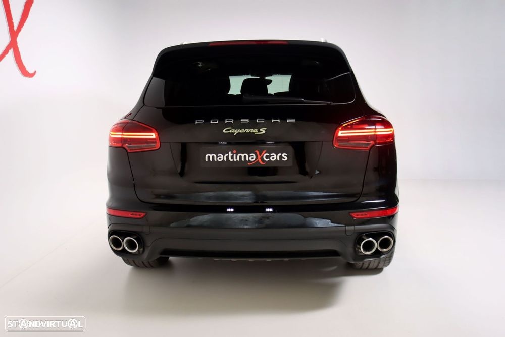 Porsche Cayenne - 6