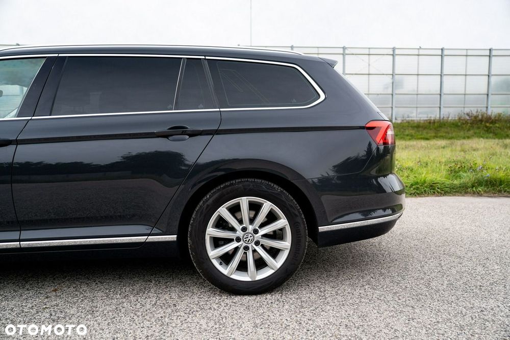 Volkswagen Passat 1.5 TSI ACT mHEV Style DSG - 13