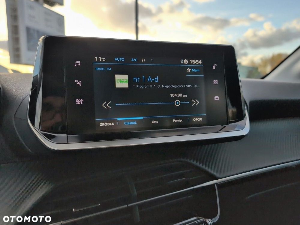 Peugeot 208 1.2 PureTech Allure Pack S&S EAT8 - 21