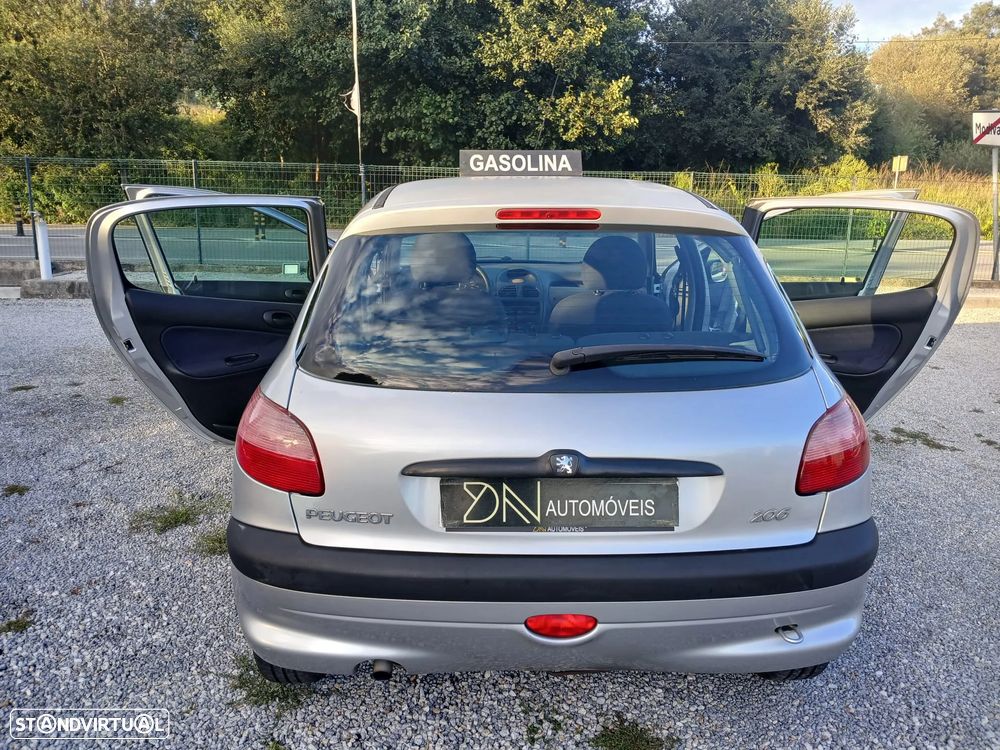 Peugeot 206 1.1 XR - 13