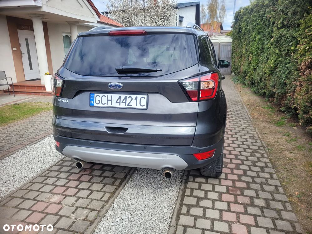 Ford Kuga 1.5 EcoBoost 2x4 Cool & Connect - 16
