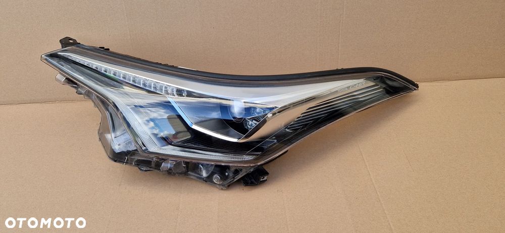 TOYOTA C-HR CHR 16-19 2016-2019 REFLEKTOR LAMPA LEWA FULL LED