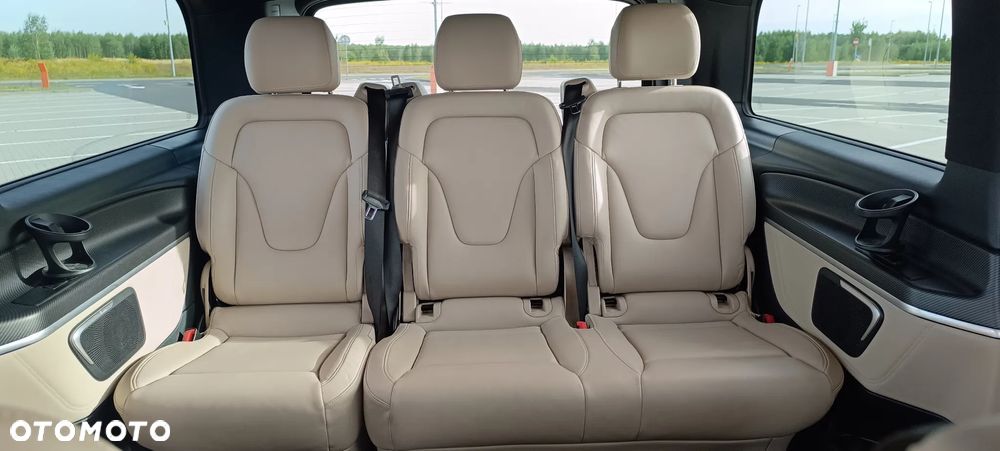 Mercedes-Benz Klasa V 300 d 4-Matic Avantgarde 9G-Tronic (d³ugi) - 13