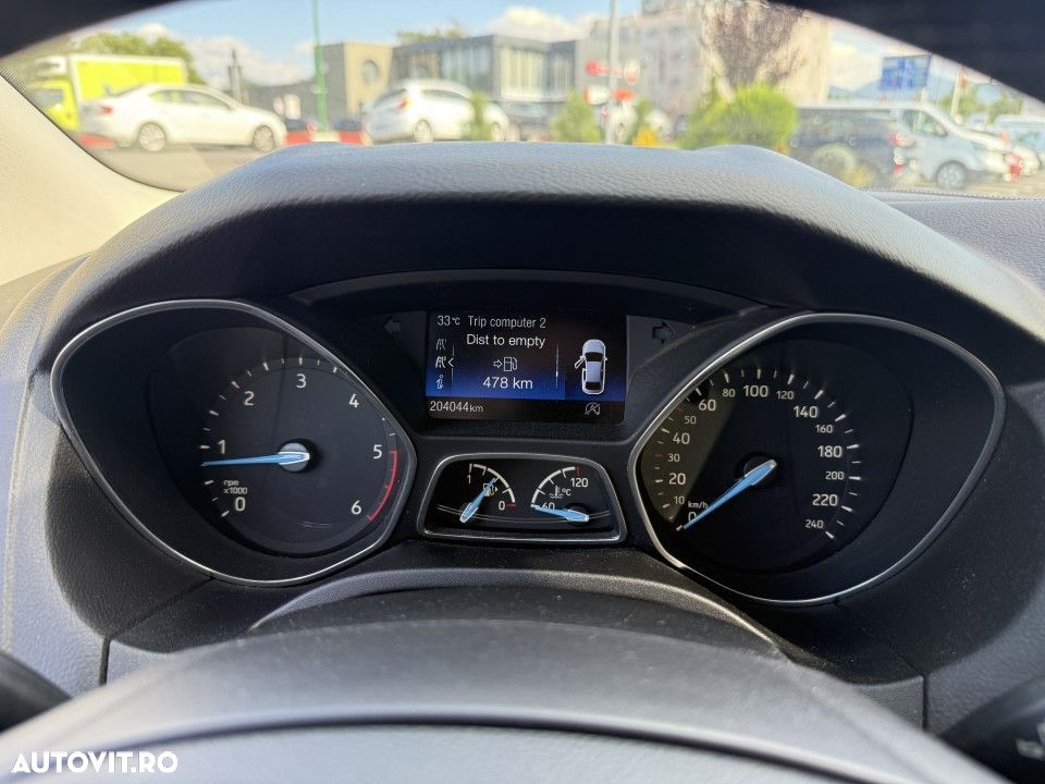 Ford Focus - 21