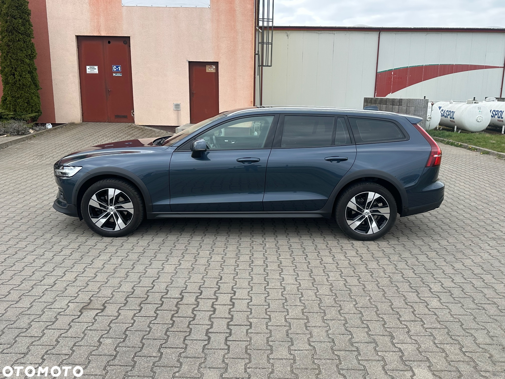 Volvo V60 Cross Country B4 D AWD Geartronic - 2