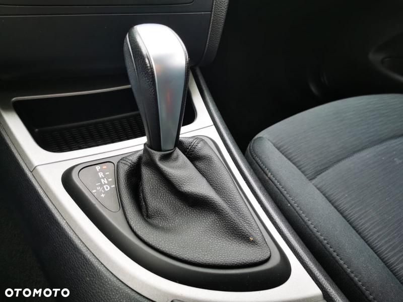 BMW Seria 1 118d - 31