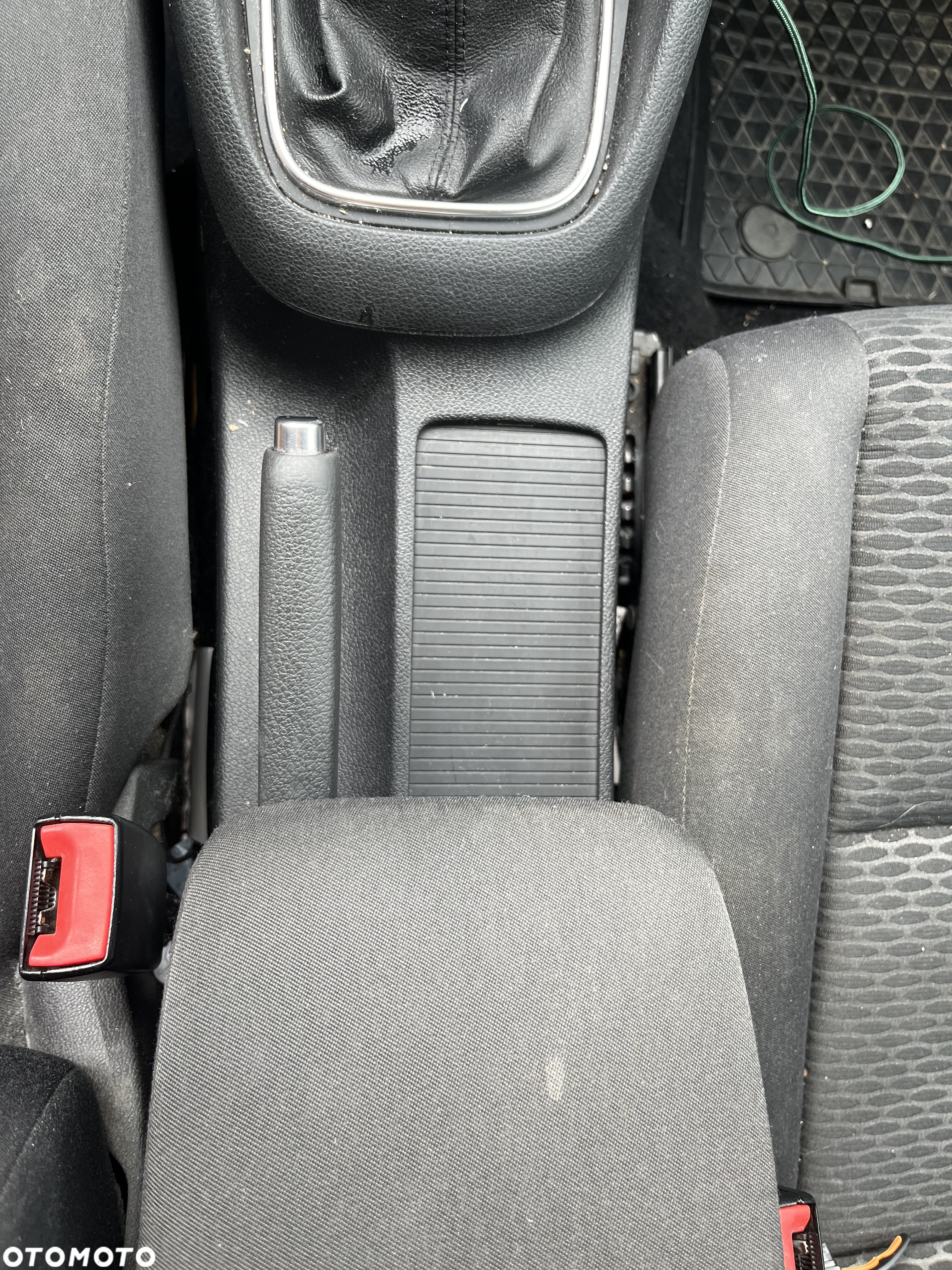 Volkswagen Golf - 24
