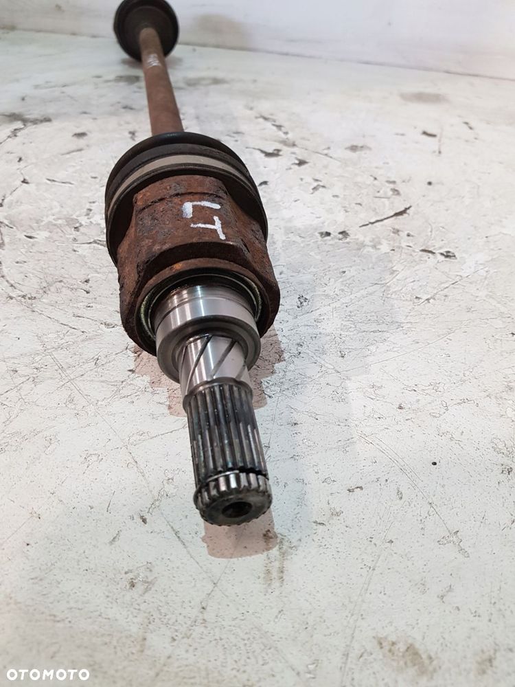 półoś lewa lewy tył nissan qashqai j10 +2 2.0 dci 4x4 m9r eur 09r - 8