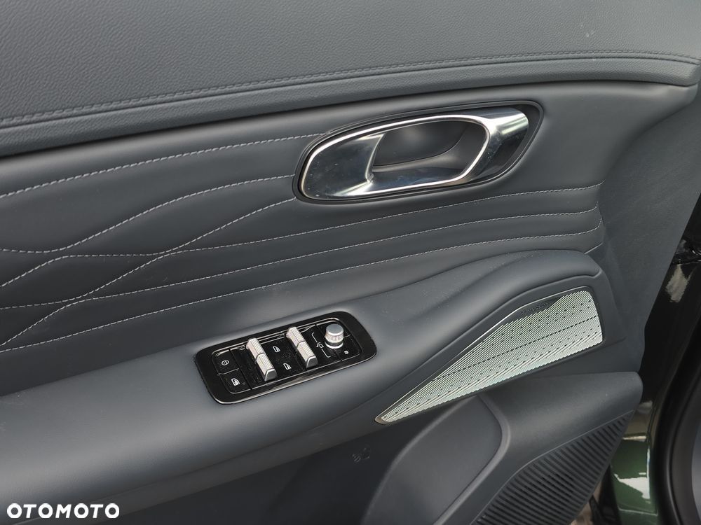 Geely Starray EM-i 1.5 PHEV Pro - 13