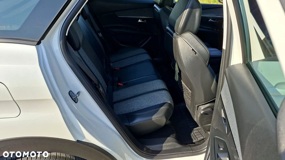 Peugeot 3008 1.5 BlueHDi GT S&S - 31