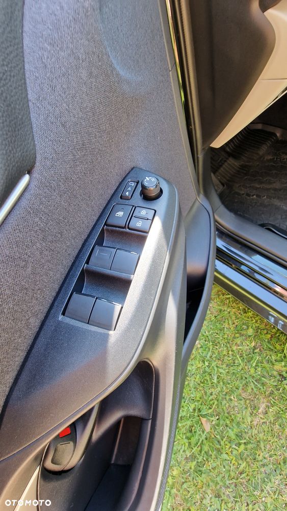 Toyota Yaris Hybrid 1.5 Executive - 14