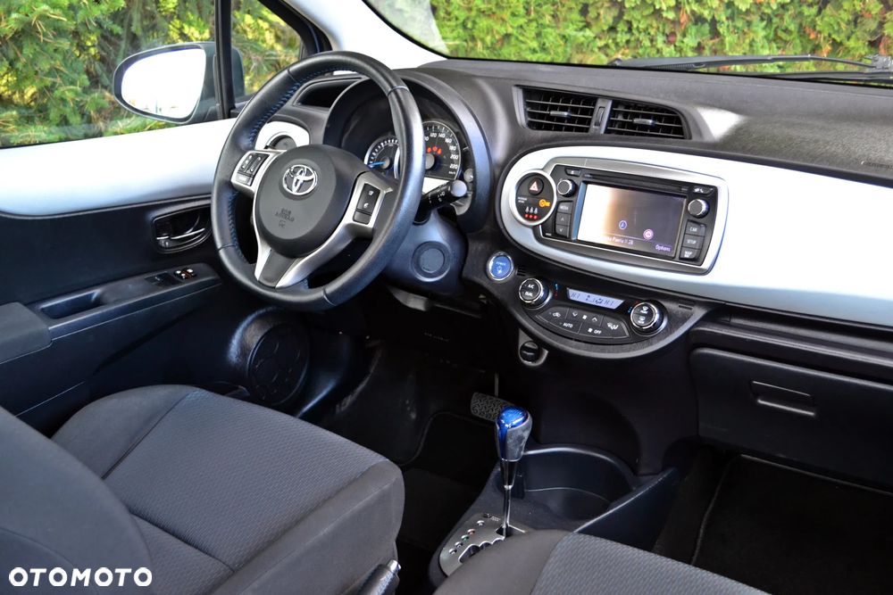 Toyota Yaris - 13