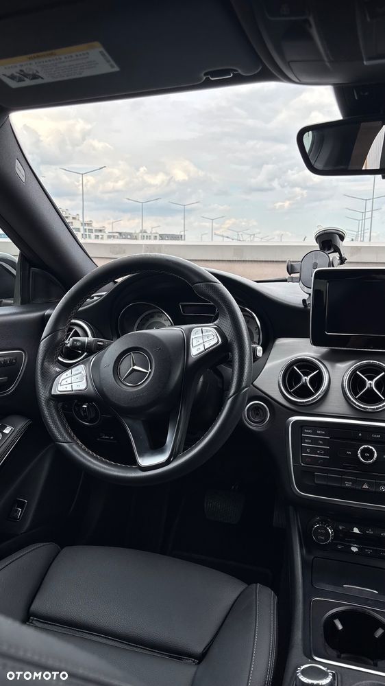 Mercedes-Benz CLA 250 7G-DCT SCORE - 38