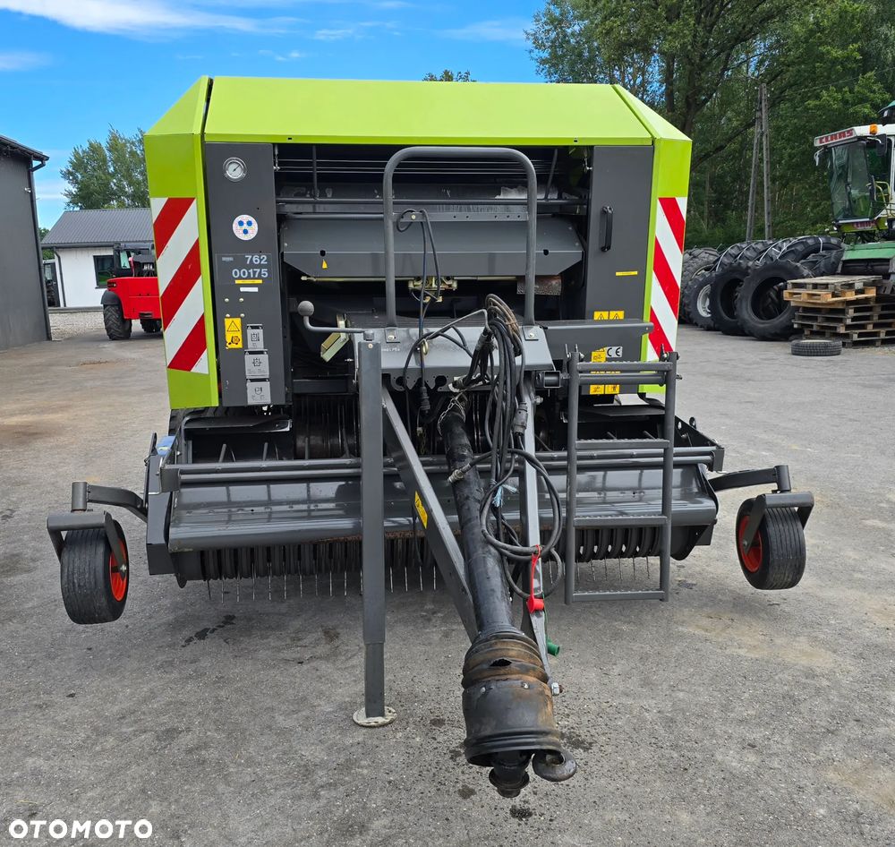 Claas Rollant 350 - 2