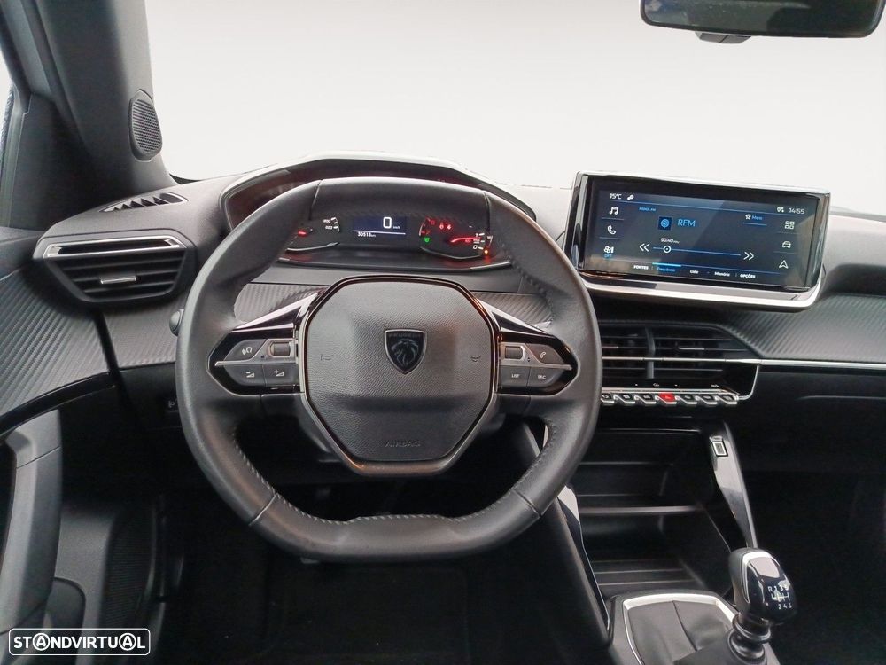 Peugeot 2008 1.2 PureTech Active - 12