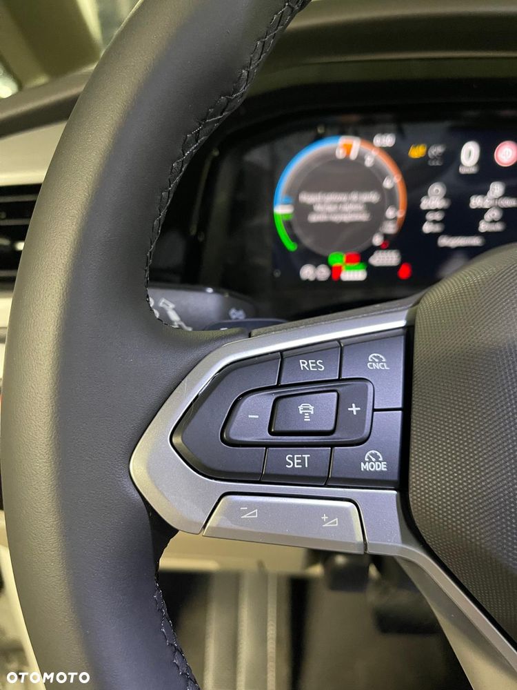 Volkswagen Multivan 1.5 eHybrid PHEV 180kW 4Motion L2 Edition DSG - 25