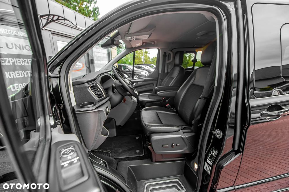 Ford Tourneo Custom 2.0 EcoBlue L1 Titanium SelectShift - 30
