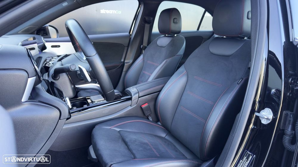 Mercedes-Benz A 250 Limousine e 8G-DCT AMG Line - 12