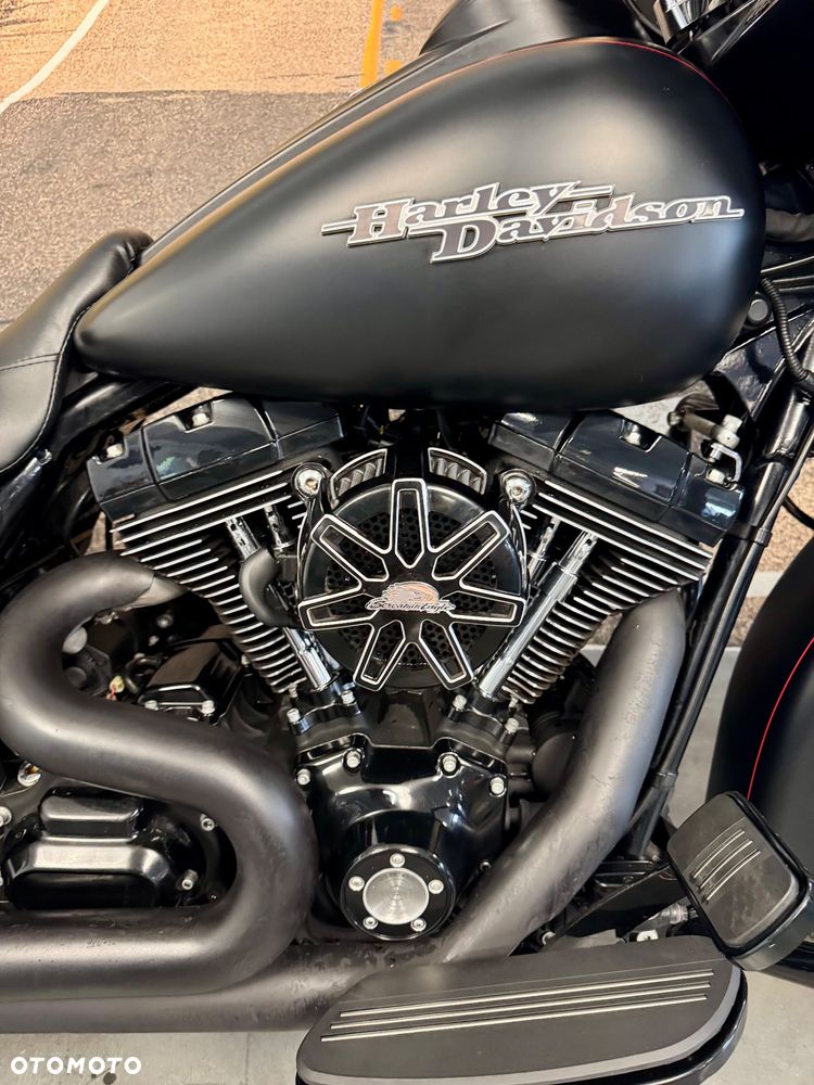 Harley-Davidson Touring Street Glide - 7