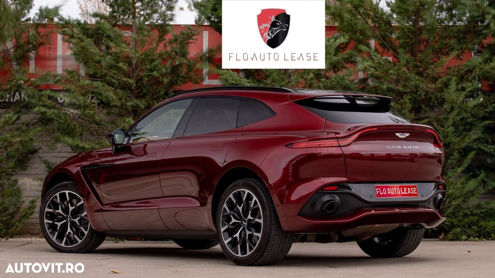 Aston Martin DBX - 4